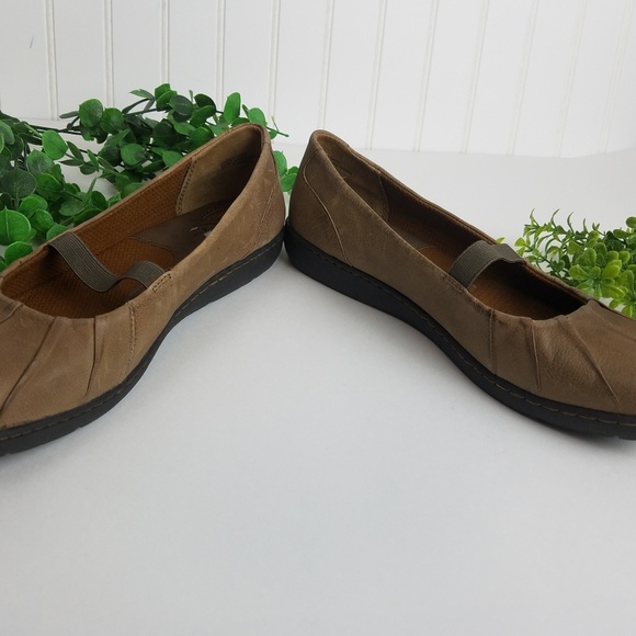 BOC LEATHER Dean Mary Janes Elastic Strap NWOT - Picture 6 of 8